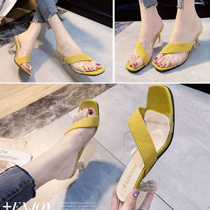 Sandales à Talons jaune